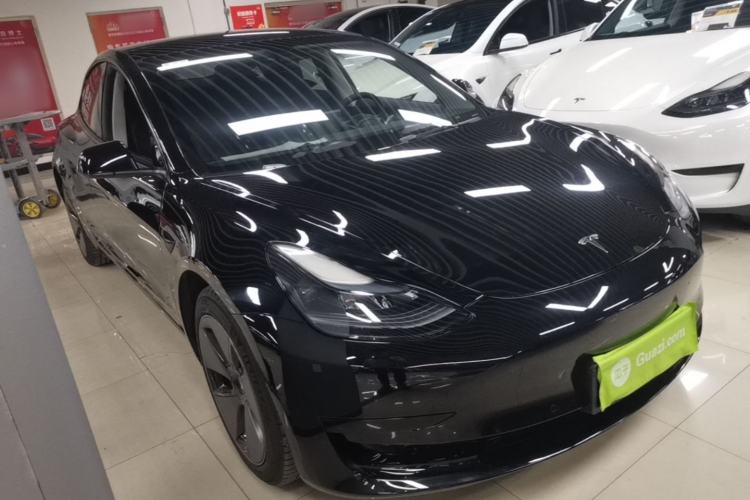 Used Tesla Model 3 2022 Rear-Wheel-Drive Version Front Right 45 Deg