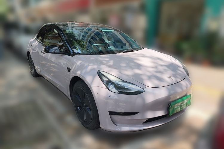 Used Tesla Model 3 2022 Rear-Wheel-Drive Version Front Right 45 Deg