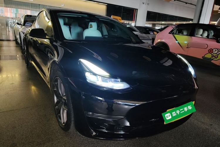Used Tesla Model 3 2022 Performance High-Performance All-Wheel-Drive Version Front Right 45 Deg