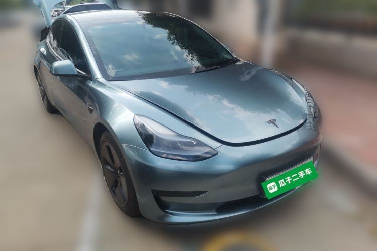 Used Tesla Model 3 2022 Rear-Wheel-Drive Version Front Right 45 Deg