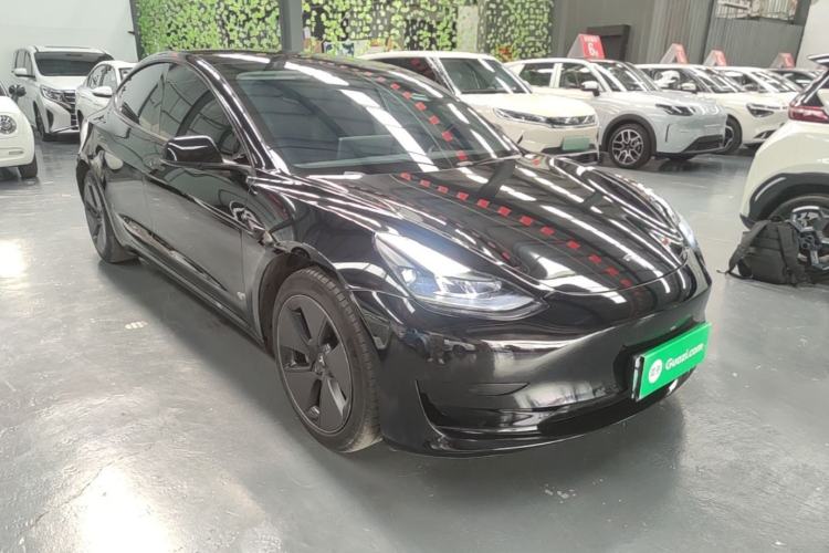 Used Tesla Model 3 2022 Rear-Wheel-Drive Version Front Right 45 Deg