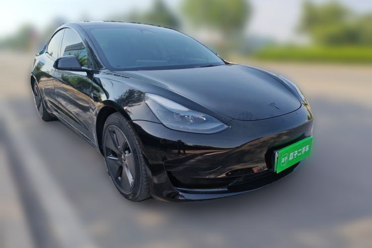 Used Tesla Model 3 2022 Rear-Wheel-Drive Version Front Right 45 Deg