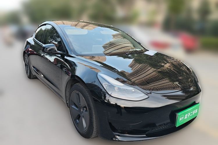 Used Tesla Model 3 2022 Rear-Wheel-Drive Version Front Right 45 Deg