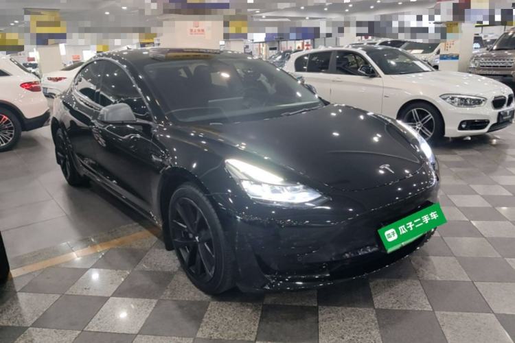 Used Tesla Model 3 2022 Rear-Wheel-Drive Version Front Right 45 Deg
