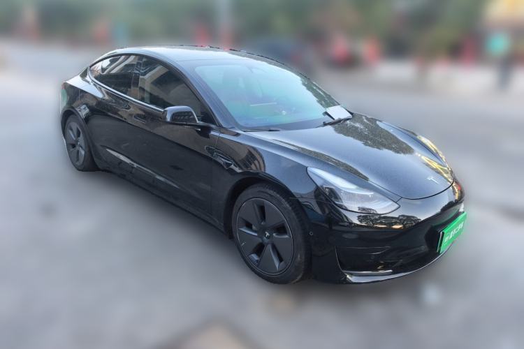 Used Tesla Model 3 2022 Rear-Wheel-Drive Version Front Right 45 Deg