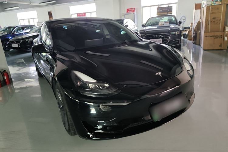 Used Tesla Model 3 2022 Rear-Wheel-Drive Version Front Right 45 Deg