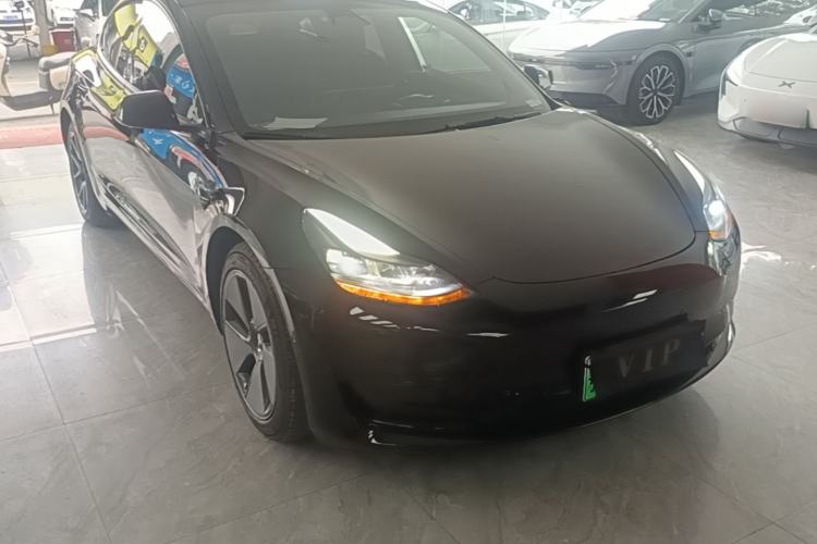Used Tesla Model 3 2022 Rear-Wheel-Drive Version Front Right 45 Deg