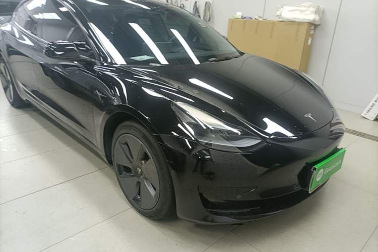 Used Tesla Model 3 2022 Rear-Wheel-Drive Version Front Right 45 Deg