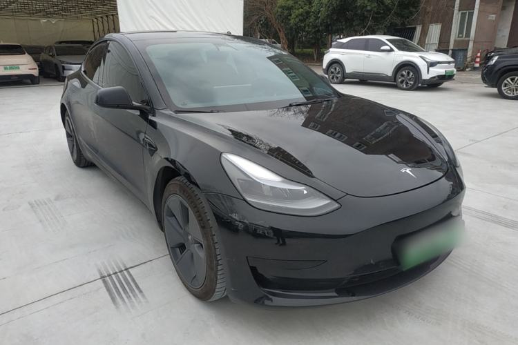 Used Tesla Model 3 2022 Rear-Wheel-Drive Version Front Right 45 Deg