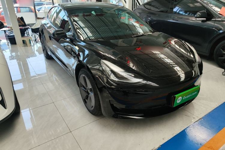 Used Tesla Model 3 2022 Rear-Wheel-Drive Version Front Right 45 Deg