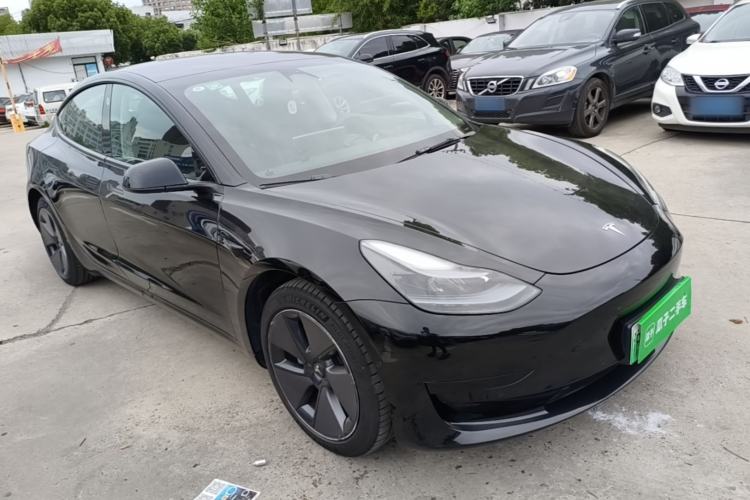 Used Tesla Model 3 2022 Rear-Wheel-Drive Version Front Right 45 Deg