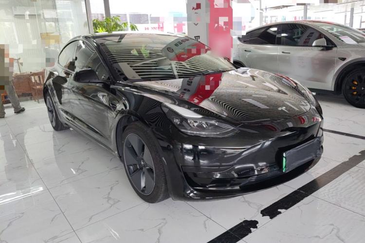 Used Tesla Model 3 2022 Rear-Wheel-Drive Version Front Right 45 Deg