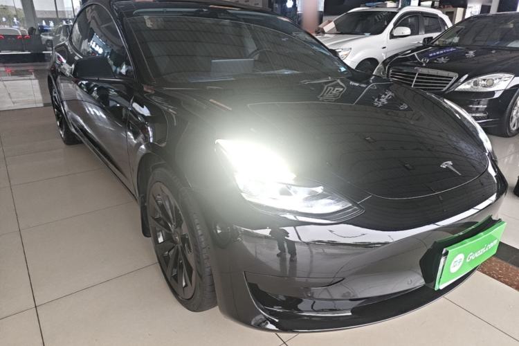 Used Tesla Model 3 2022 Rear-Wheel-Drive Version Front Right 45 Deg
