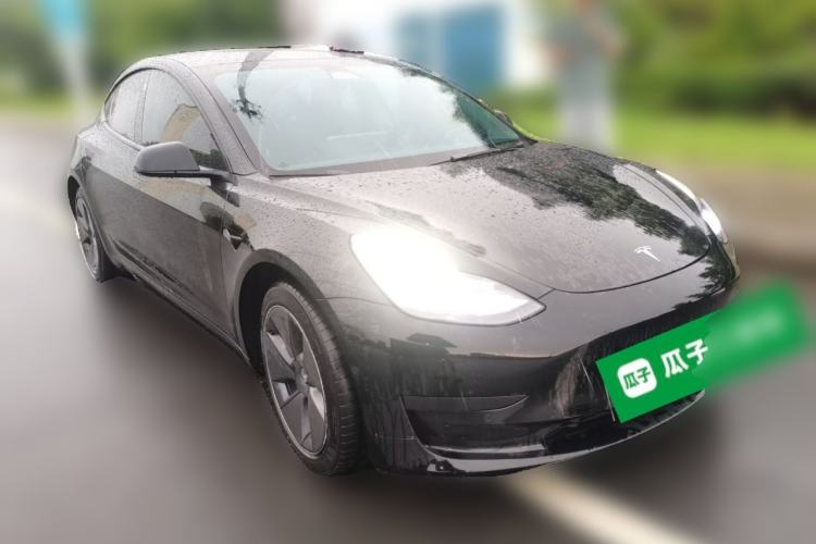 Used Tesla Model 3 2022 Rear-Wheel-Drive Version Front Right 45 Deg