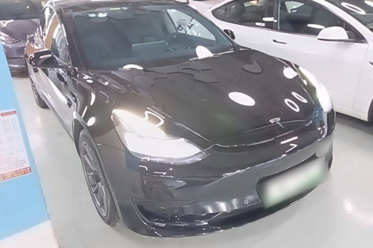 Used Tesla Model 3 2022 Rear-Wheel-Drive Version Front Right 45 Deg
