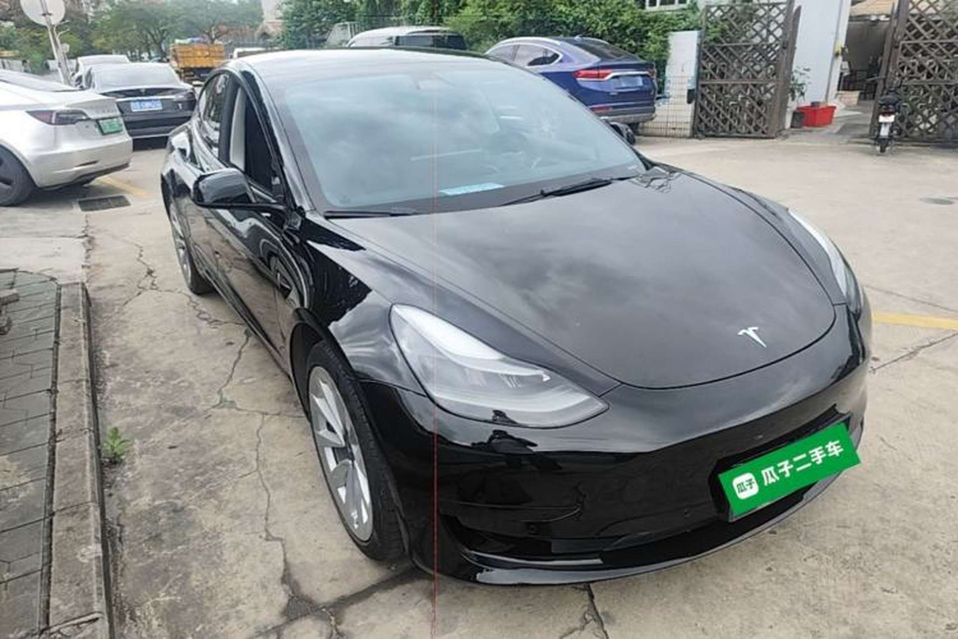 Used Tesla Model 3 2022 Rear-Wheel-Drive Version Front Right 45 Deg