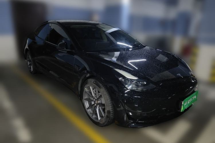 Used Tesla Model 3 2022 Rear-Wheel-Drive Version Front Right 45 Deg