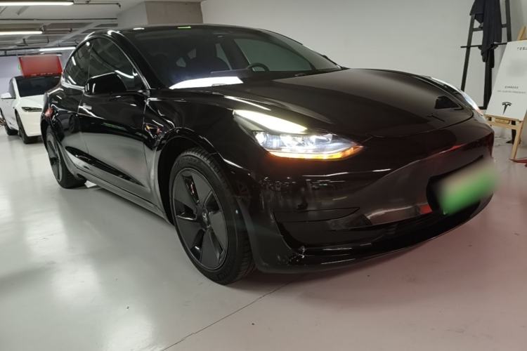 Used Tesla Model 3 2022 Rear-Wheel-Drive Version Front Right 45 Deg