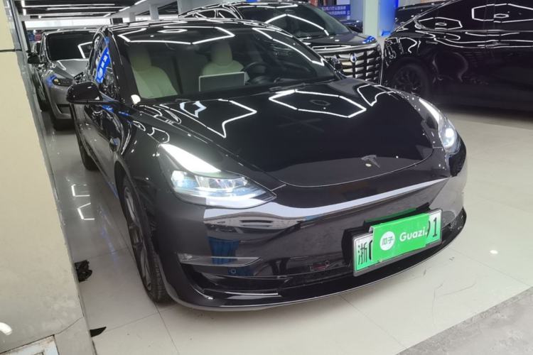 Used Tesla Model 3 2022 Performance High-Performance All-Wheel-Drive Version Front Right 45 Deg
