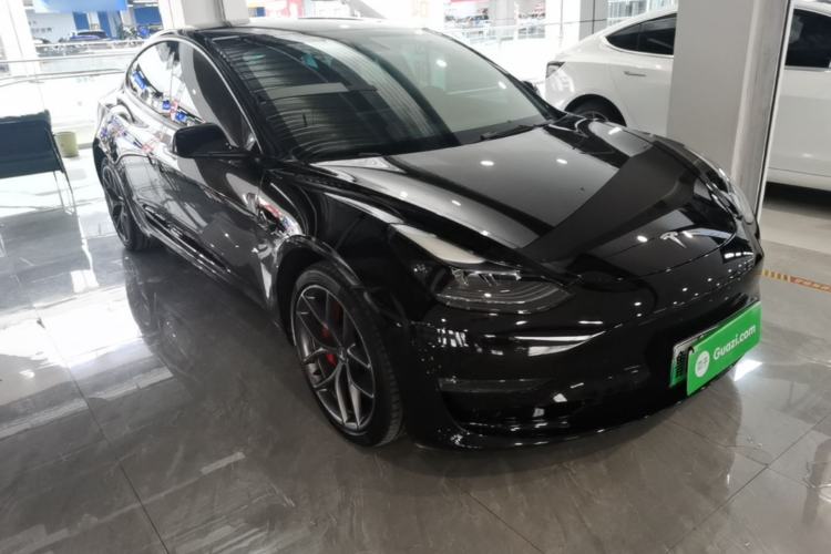 Used Tesla Model 3 2022 Performance High-Performance All-Wheel-Drive Version Front Right 45 Deg