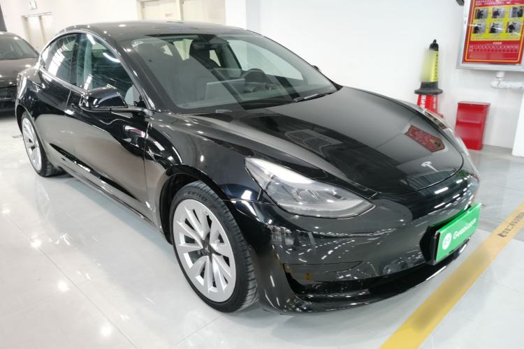 Used Tesla Model 3 2022 Rear-Wheel-Drive Version Front Right 45 Deg