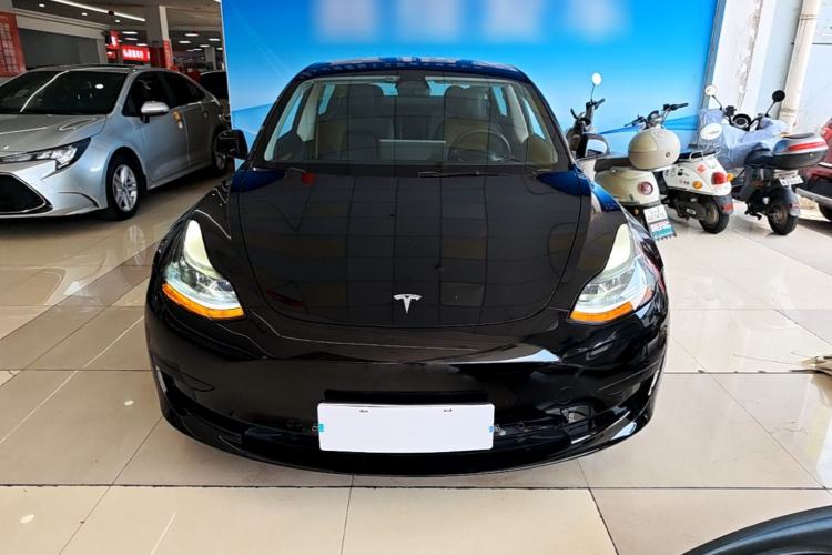 Used Tesla Model 3 2022 Rear-Wheel-Drive Version Front