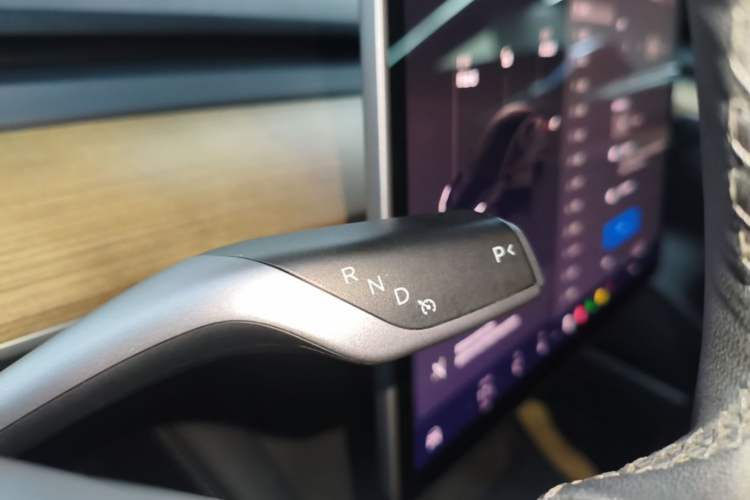 Used Tesla Model 3 2022 Performance High-Performance All-Wheel-Drive Version Gear Lever
