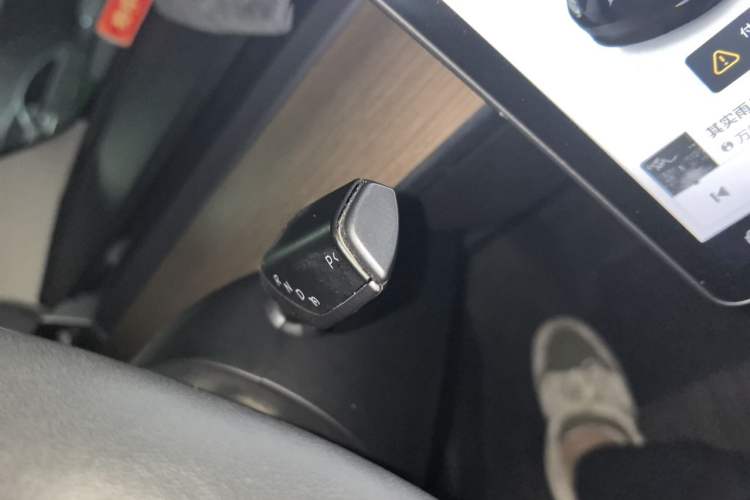 Used Tesla Model 3 2022 Rear-Wheel-Drive Version Gear Lever
