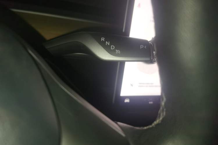 Used Tesla Model 3 2022 Performance High-Performance All-Wheel-Drive Version Gear Lever