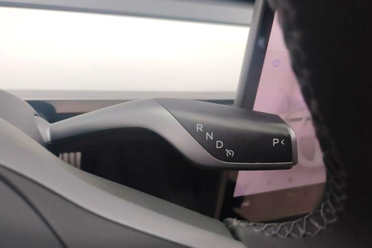 Used Tesla Model 3 2022 Performance High-Performance All-Wheel-Drive Version Gear Lever