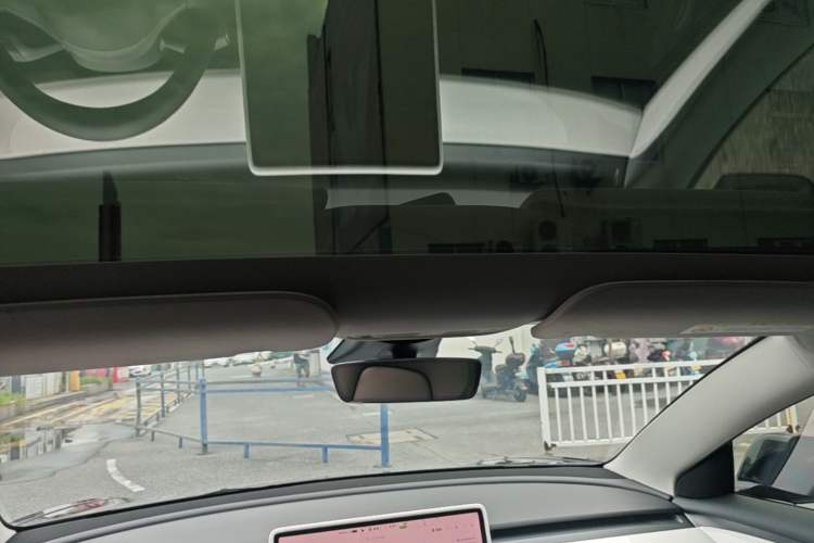 Used Tesla Model 3 2022 Rear-Wheel-Drive Version Headliner