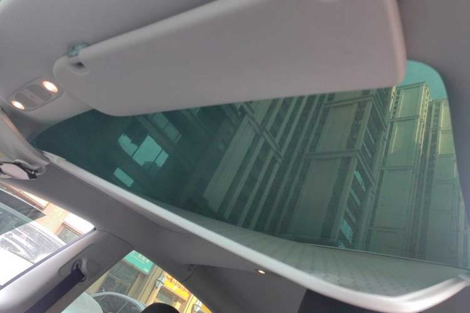 Used Tesla Model 3 2022 Rear-Wheel-Drive Version Headliner