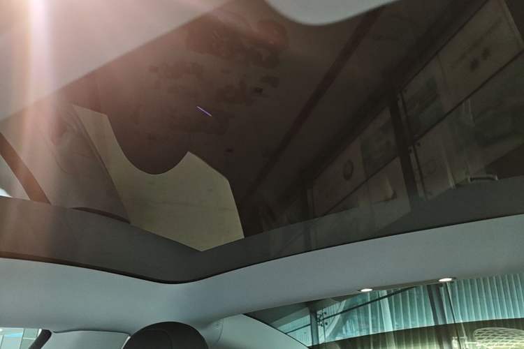 Used Tesla Model 3 2022 Rear-Wheel-Drive Version Headliner
