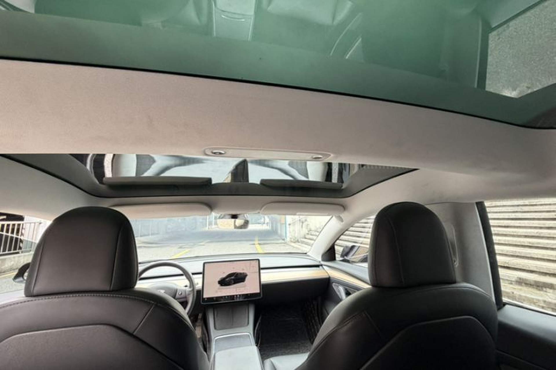 Used Tesla Model 3 2022 Rear-Wheel-Drive Version Headliner