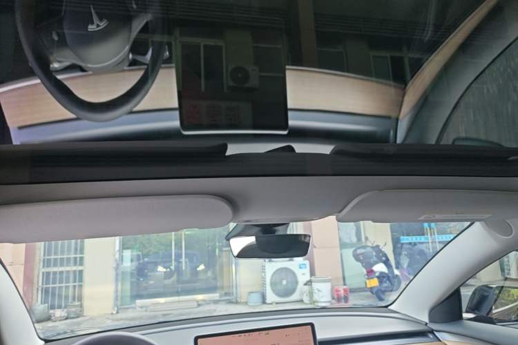 Used Tesla Model 3 2022 Rear-Wheel-Drive Version Headliner