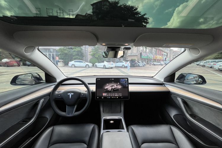 Used Tesla Model 3 2022 Rear-Wheel-Drive Version Headliner
