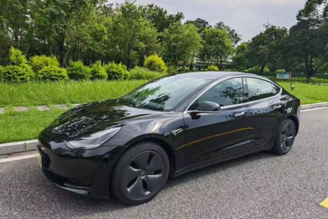Used Tesla Model 3 2022 Rear-Wheel-Drive Version