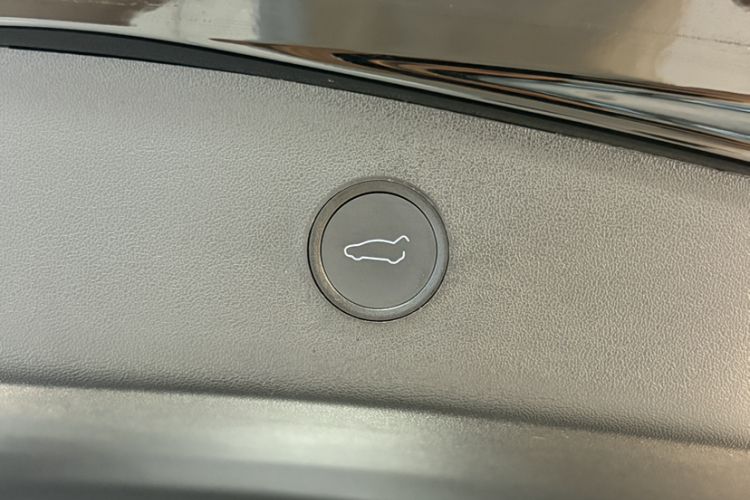 Used Tesla Model 3 2022 Performance High-Performance All-Wheel-Drive Version Interior 1