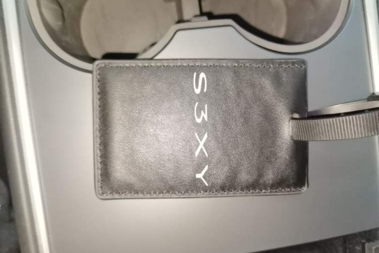 Used Tesla Model 3 2022 Rear-Wheel-Drive Version Interior 1