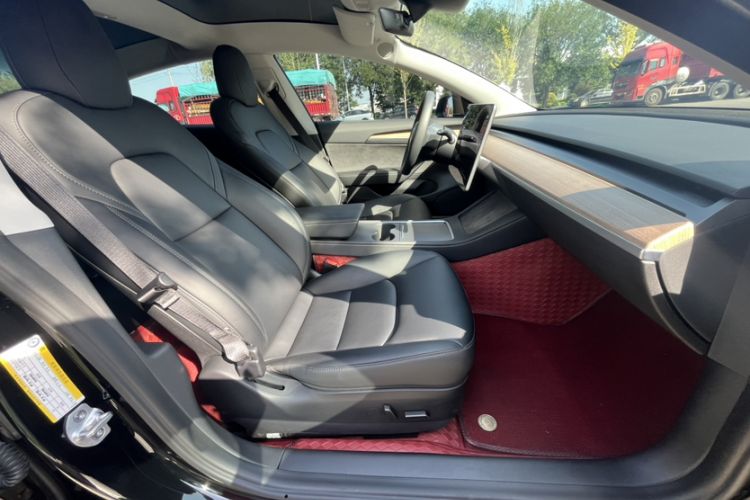 Used Tesla Model 3 2022 Rear-Wheel-Drive Version Interior 13