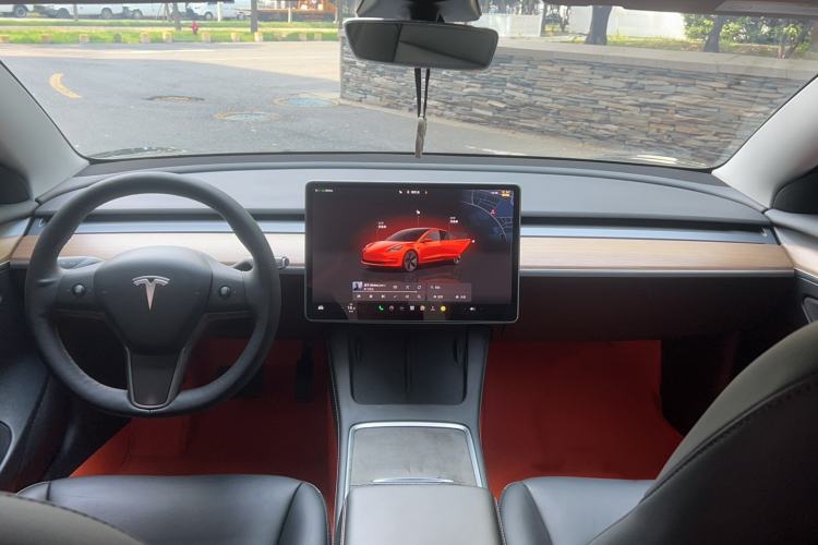 Used Tesla Model 3 2022 Rear-Wheel-Drive Version Interior 2