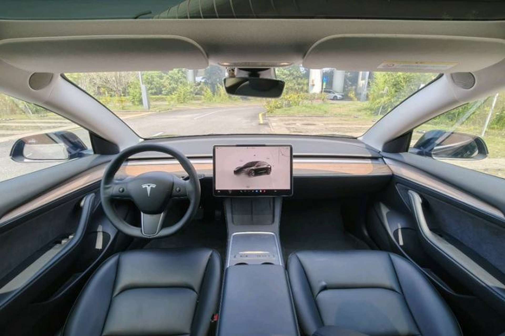 Used Tesla Model 3 2022 Rear-Wheel-Drive Version Interior 2