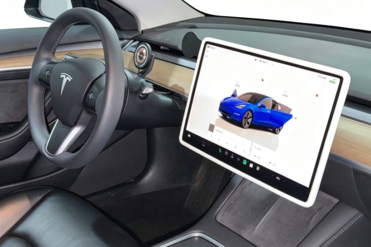 Used Tesla Model 3 2022 Rear-Wheel-Drive Version Interior 2
