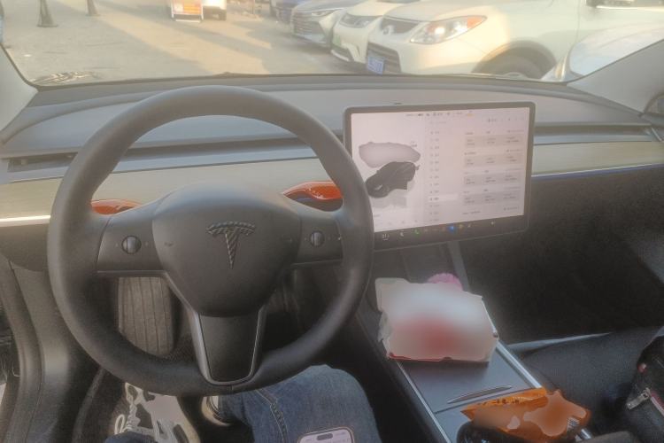 Used Tesla Model 3 2022 Rear-Wheel-Drive Version Interior 2