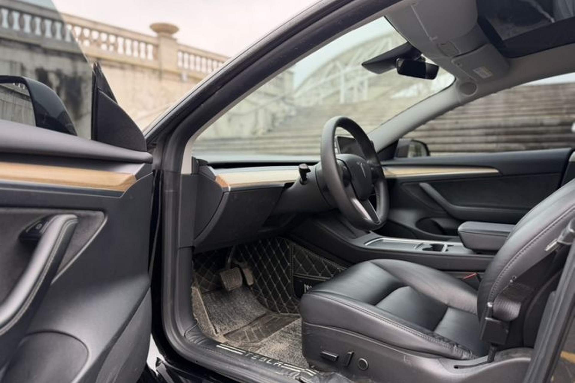 Used Tesla Model 3 2022 Rear-Wheel-Drive Version Interior 2