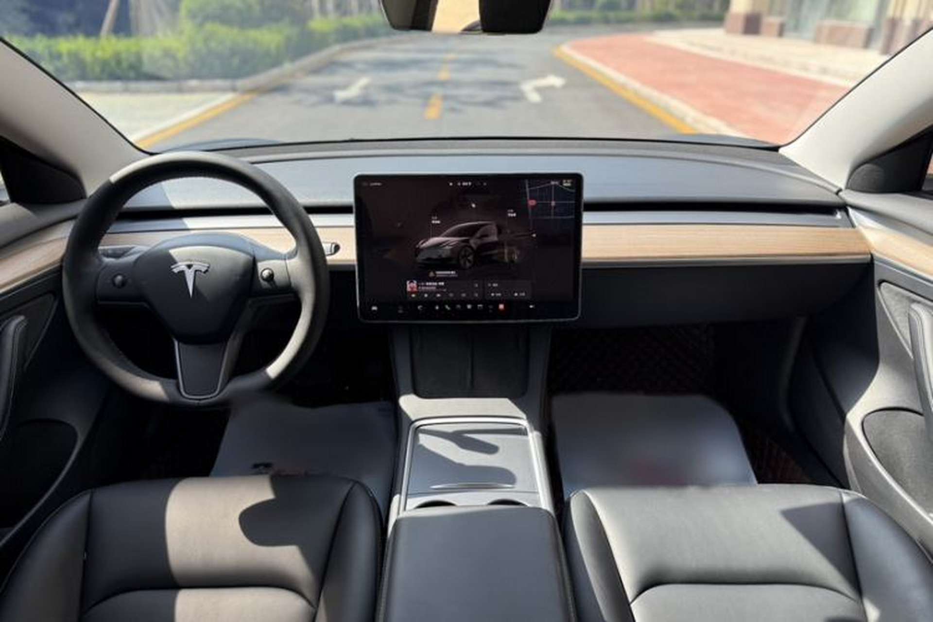 Used Tesla Model 3 2022 Rear-Wheel-Drive Version Interior 3