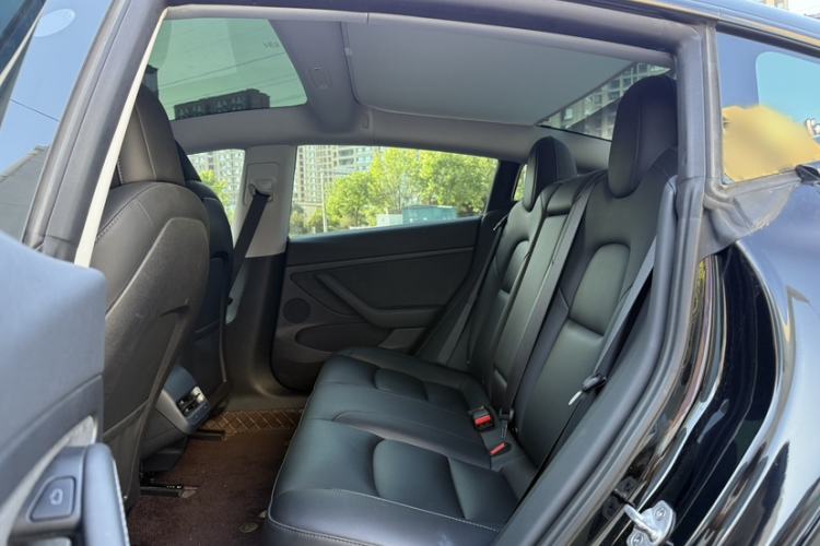 Used Tesla Model 3 2022 Rear-Wheel-Drive Version Interior 3