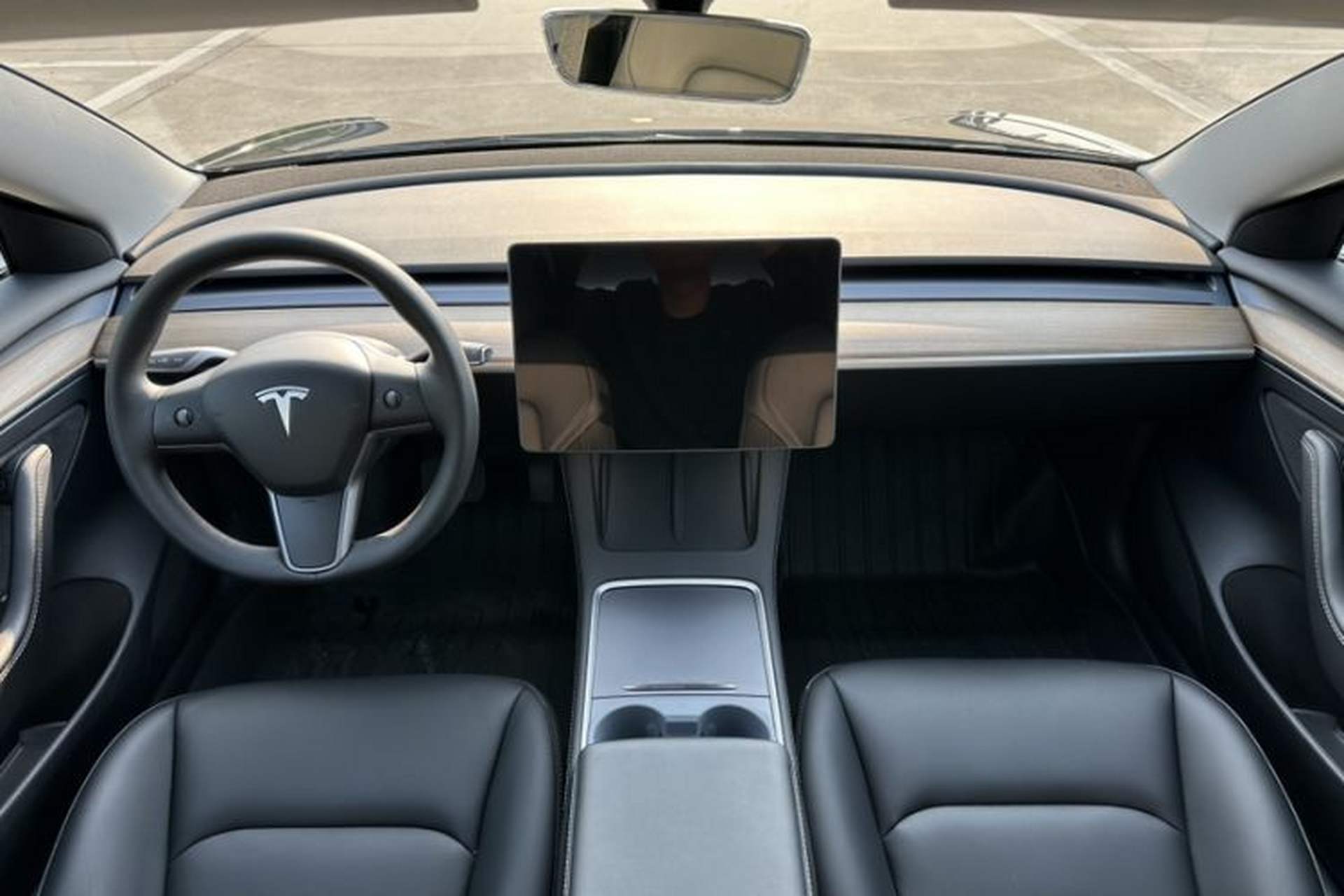 Used Tesla Model 3 2022 Rear-Wheel-Drive Version Interior 3
