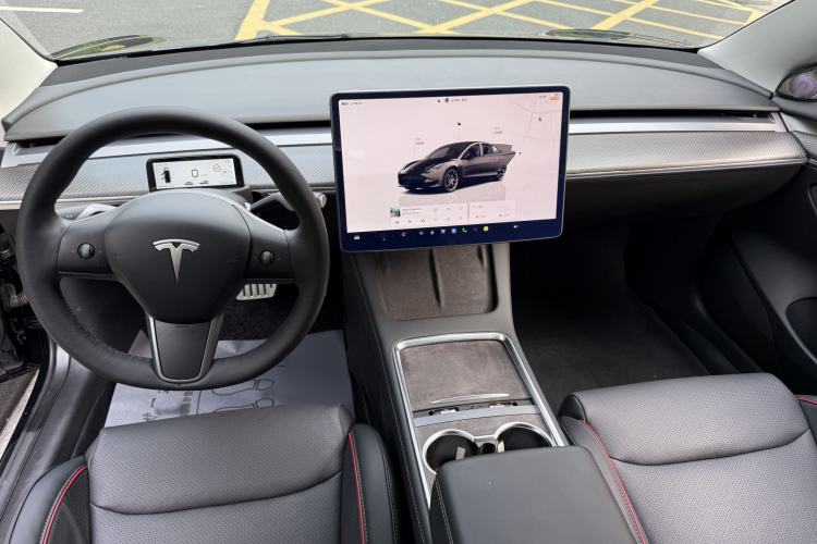 Used Tesla Model 3 2022 Performance High-Performance All-Wheel-Drive Version Interior 3