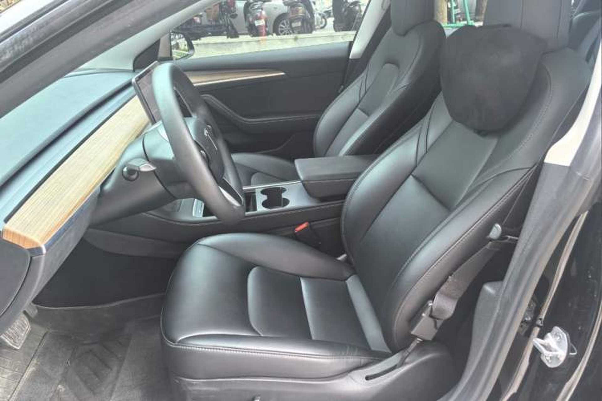 Used Tesla Model 3 2022 Rear-Wheel-Drive Version Interior 3